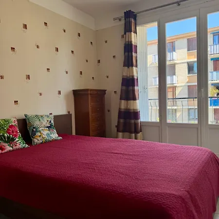 Apartment Provencal Center Getaway *