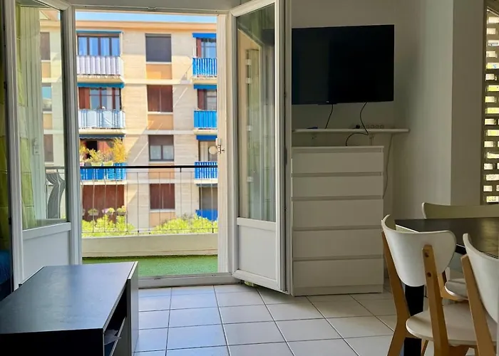 Provencal Center Getaway * Saint-Raphaël